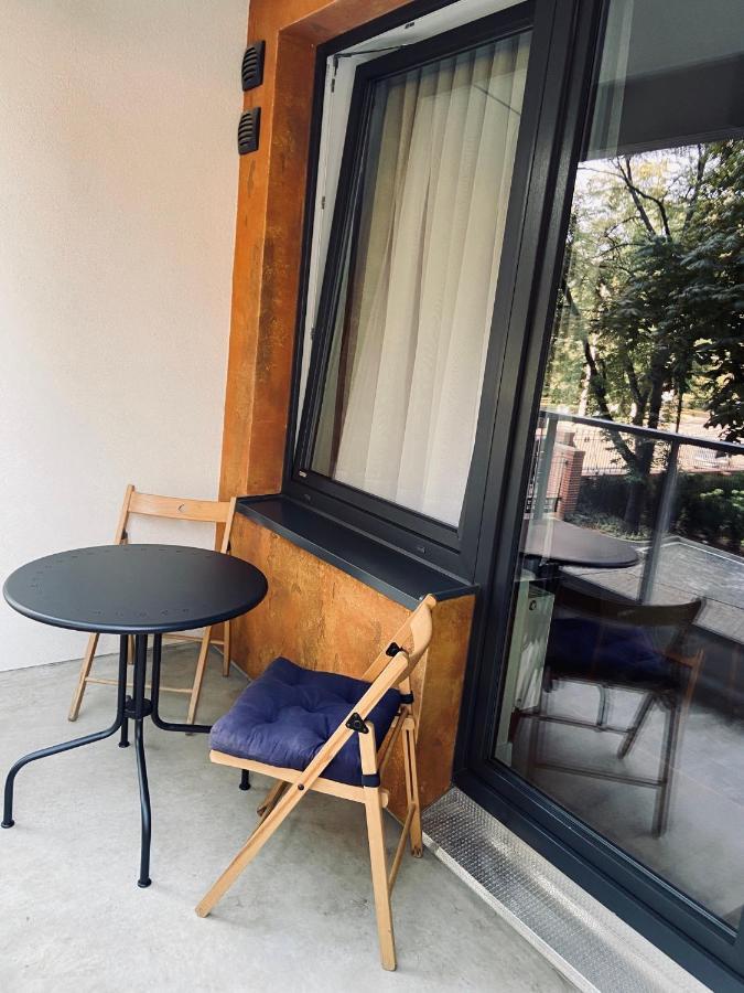 Green Sofa Apartment Вроцлав Екстериор снимка