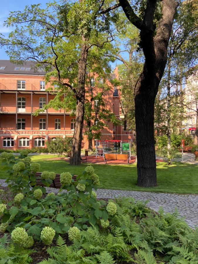 Green Sofa Apartment Вроцлав Екстериор снимка